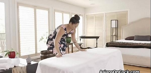  Oily Asian masseuse pleases BBC